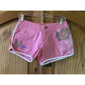 Women’s pink Cult Goddess flower butterfly cute chino shorts size 8 - nwt